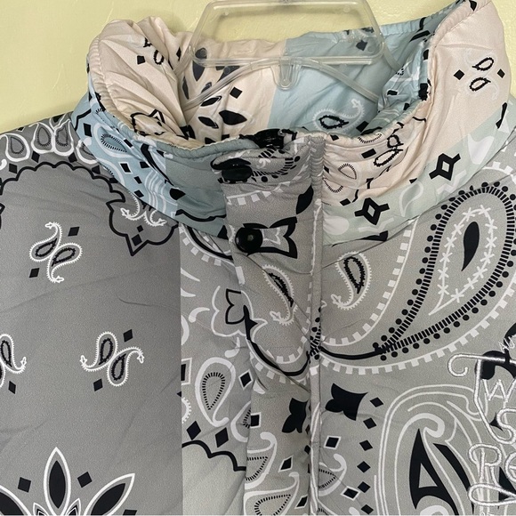 Paisley Print Oversized Puffer Jacket Streetwear Nwot Size XL - Picture 4 of 14